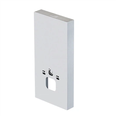 Réservoir de toilettes mural